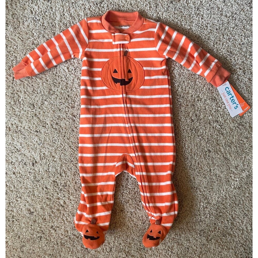 Carter’s Baby Pumpkin Sleeper - Size 6 Months - NWT